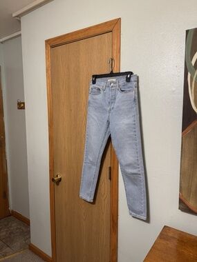 Levi's "Wedgie Skinny" Size 27 Light Wash High-Rise Button-Fly Jeans - EUC